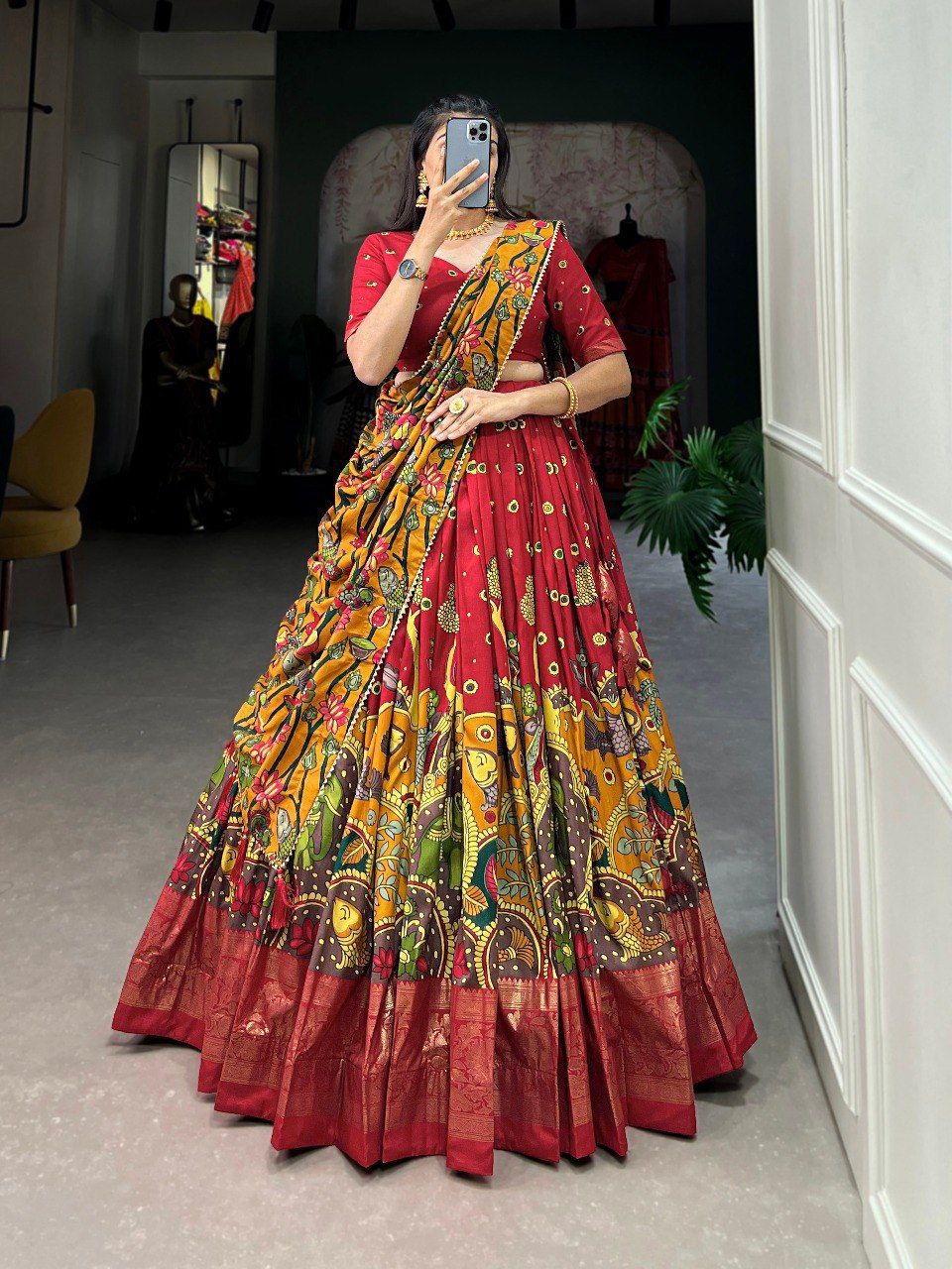 πΈ Blossom Boldly: Radiate Charm in Floral Printed Lehengas πΈ